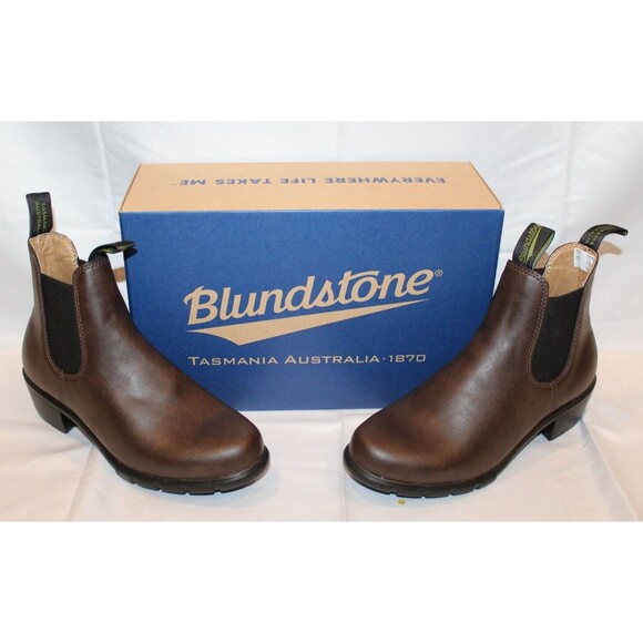Blundstone 2232 Low Heel Short Chelsea‎ Boots Women's Brown Vegan Leather NIB - Picture 1 of 7
